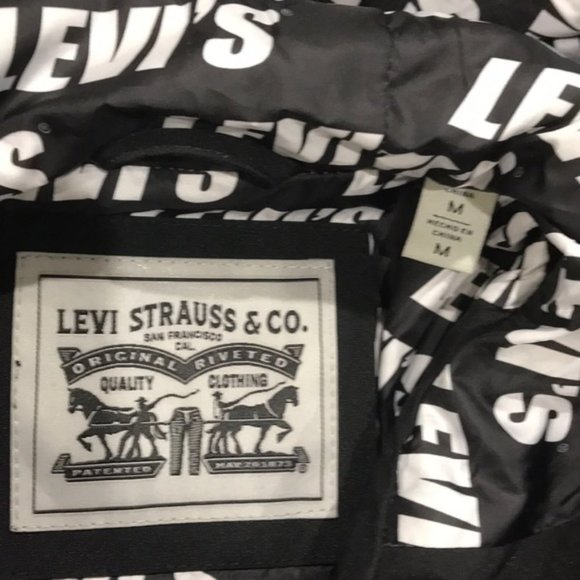 Levi's Faux Shearling Hooded Partial Zip Sweater - Picture 6 of 7